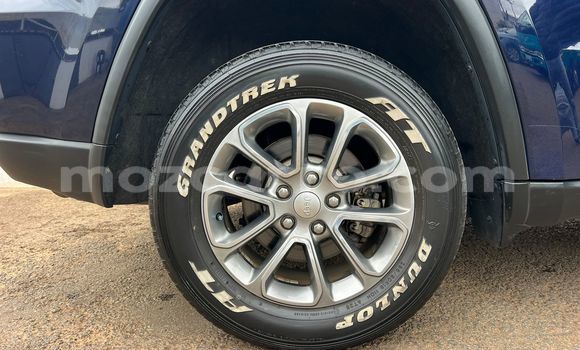 Nunua Ilio tumika Jeep Grand Cherokee Bluu Gari ndani ya Maputo nchini Maputo Nunua Ilio tumika Jeep Grand Cherokee Bluu Gari ndani ya Maputo nchini Maputo