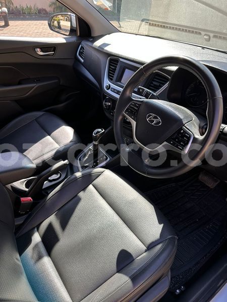 Big with watermark hyundai accent maputo maputo 26873