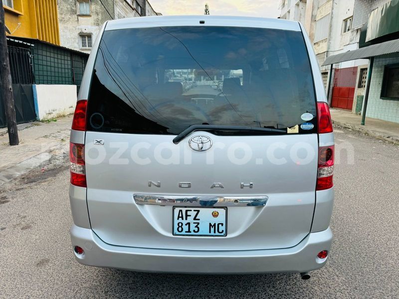 Big with watermark toyota noah maputo maputo 26876