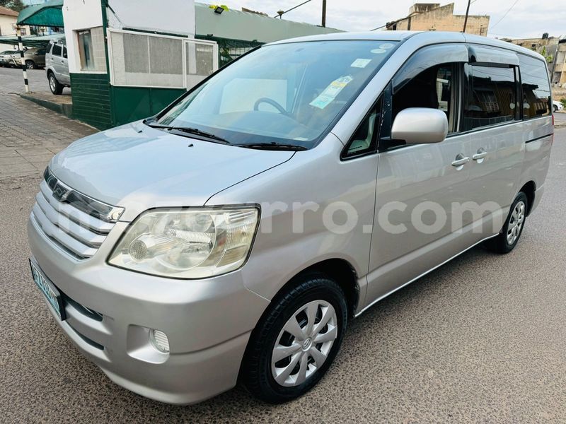 Big with watermark toyota noah maputo maputo 26876