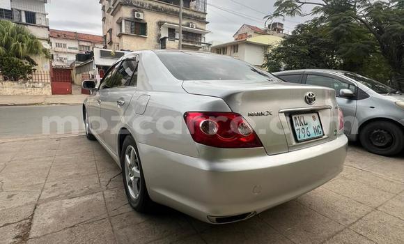 Tenga Tsaru Toyota Mark X Sirivha Mota in Maputo in Maputo Tenga Tsaru Toyota Mark X Sirivha Mota in Maputo in Maputo