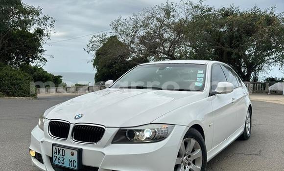 Comprar Usado BMW 3-Series Branco Carro em Maputo em Maputo Comprar Usado BMW 3-Series Branco Carro em Maputo em Maputo