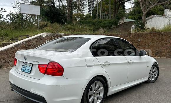 Buy Used BMW 3-Series White Car in Maputo in Maputo Buy Used BMW 3-Series White Car in Maputo in Maputo