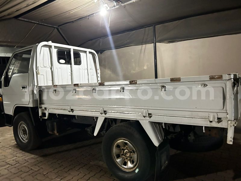 Big with watermark toyota dyna maputo maputo 26899