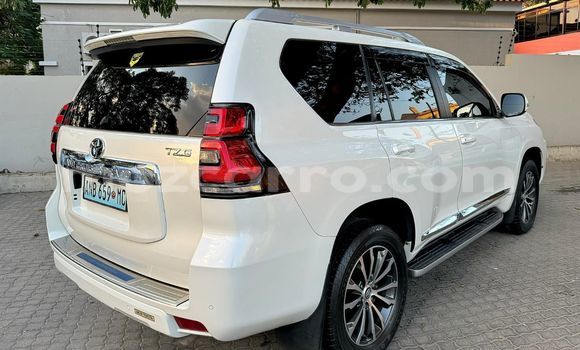 Comprar Novo Toyota Land Cruiser Prado Branco Carro em Maputo em Maputo Comprar Novo Toyota Land Cruiser Prado Branco Carro em Maputo em Maputo