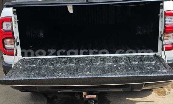 Buy New Toyota Hilux White Car in Maputo in Maputo Buy New Toyota Hilux White Car in Maputo in Maputo