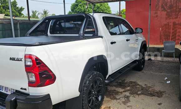 Buy New Toyota Hilux White Car in Maputo in Maputo Buy New Toyota Hilux White Car in Maputo in Maputo