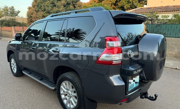 Comprar Usado Toyota Land Cruiser Prado Prata Carro em Maputo em Maputo Comprar Usado Toyota Land Cruiser Prado Prata Carro em Maputo em Maputo