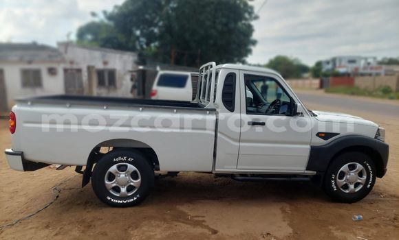 Nunua Ilio tumika Mahindra Armada Nyeupe Gari ndani ya Maputo nchini Maputo Nunua Ilio tumika Mahindra Armada Nyeupe Gari ndani ya Maputo nchini Maputo