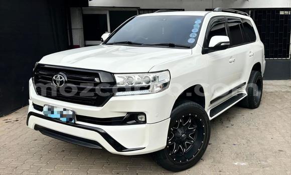 Nunua Ilio tumika Toyota Land Cruiser Nyeupe Gari ndani ya Maputo nchini Maputo Nunua Ilio tumika Toyota Land Cruiser Nyeupe Gari ndani ya Maputo nchini Maputo