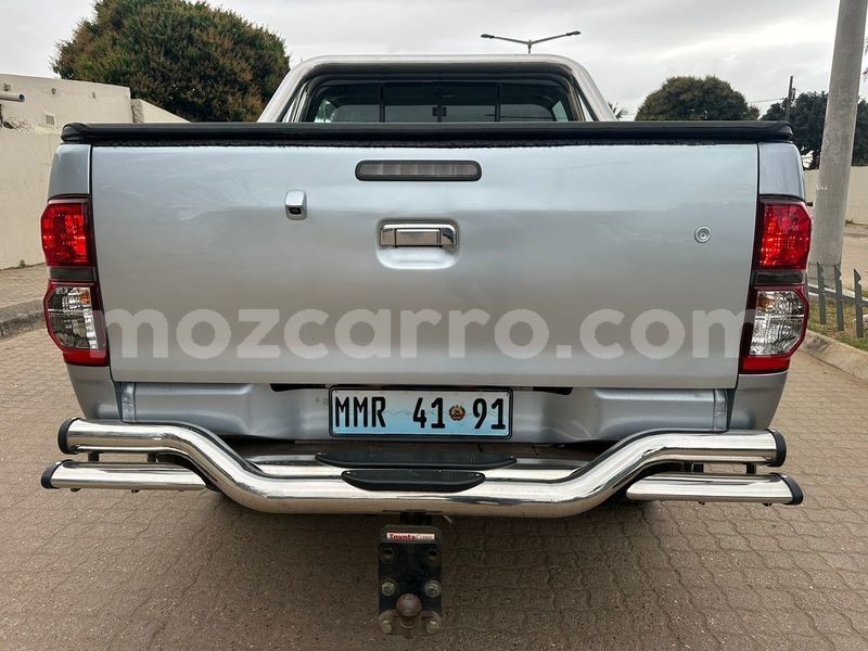 Big with watermark toyota hilux maputo maputo 26911