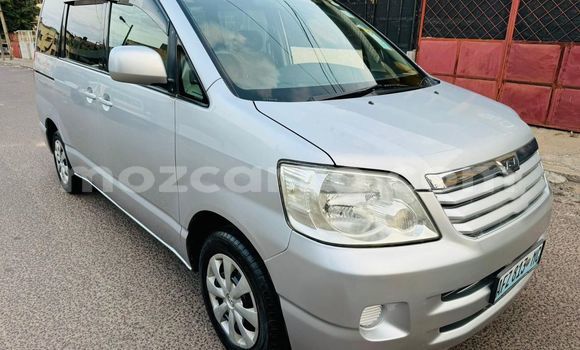 Buy Used Toyota Noah Other Car in Maputo in Maputo Buy Used Toyota Noah Other Car in Maputo in Maputo