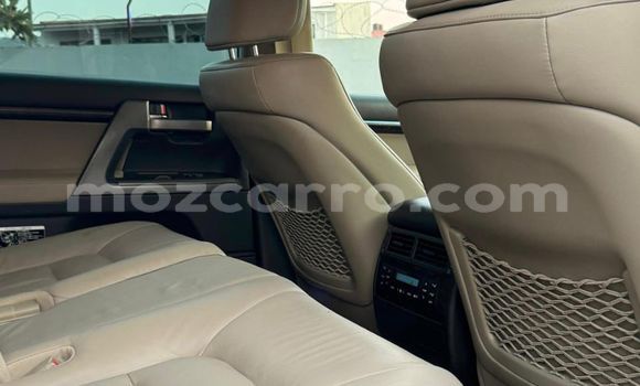 Comprar Novo Toyota Land Cruiser Branco Carro em Maputo em Maputo Comprar Novo Toyota Land Cruiser Branco Carro em Maputo em Maputo