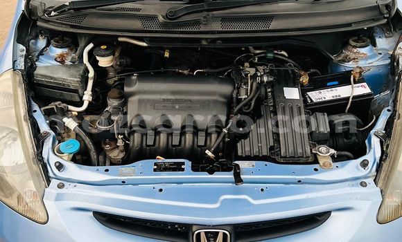 Buy Used Honda Fit Blue Car in Maputo in Maputo Buy Used Honda Fit Blue Car in Maputo in Maputo