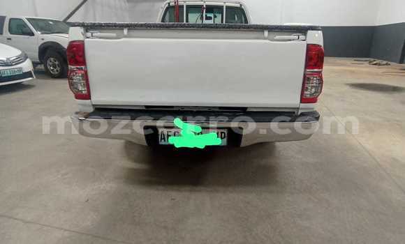 Buy Used Toyota Hilux White Car in Maputo in Maputo Buy Used Toyota Hilux White Car in Maputo in Maputo