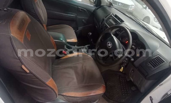 Buy Used Toyota Hilux White Car in Maputo in Maputo Buy Used Toyota Hilux White Car in Maputo in Maputo