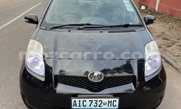 Nunua Ilio tumika Toyota Vitz Fedha Gari ndani ya Maputo nchini Maputo