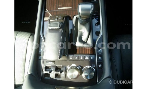 Tenga Imported Lexus LX Nhema Mota in Import - Dubai in Cabo Delgado Tenga Imported Lexus LX Nhema Mota in Import - Dubai in Cabo Delgado