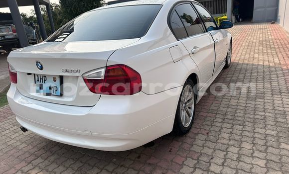 Tenga Tsaru BMW 3-Series Chena Mota in Maputo in Maputo Tenga Tsaru BMW 3-Series Chena Mota in Maputo in Maputo