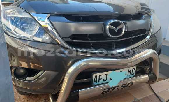 Nunua Ilio tumika Mazda BT-50 Brown Gari ndani ya Maputo nchini Maputo