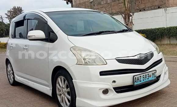 Comprar Usado Toyota Ractis Branco Carro em Maputo em Maputo Comprar Usado Toyota Ractis Branco Carro em Maputo em Maputo