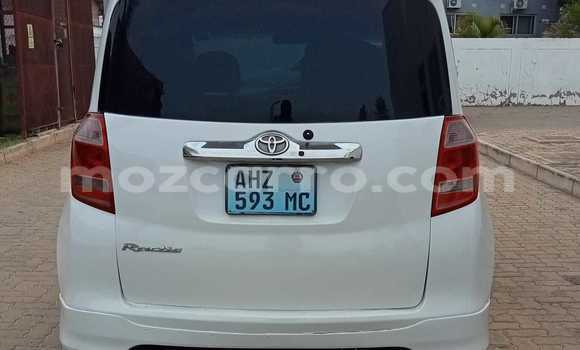 Comprar Usado Toyota Ractis Branco Carro em Maputo em Maputo Comprar Usado Toyota Ractis Branco Carro em Maputo em Maputo
