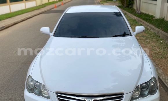 Comprar Usado Toyota Mark X Branco Carro em Maputo em Maputo