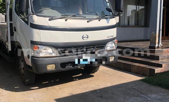 Buy Used Toyota Dyna White Car in Maputo in Maputo Buy Used Toyota Dyna White Car in Maputo in Maputo