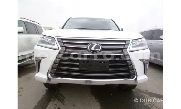 Nunua Imported Lexus LX Nyeupe Gari ndani ya Import - Dubai nchini Cabo Delgado Nunua Imported Lexus LX Nyeupe Gari ndani ya Import - Dubai nchini Cabo Delgado