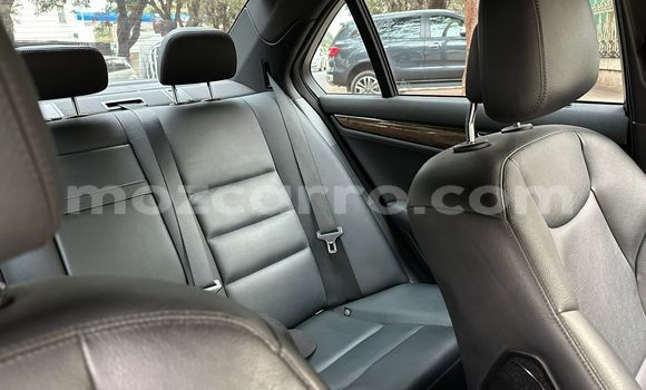 Tenga Tsaru Mercedes‒Benz C-Class Chena Mota in Maputo in Maputo Tenga Tsaru Mercedes‒Benz C-Class Chena Mota in Maputo in Maputo