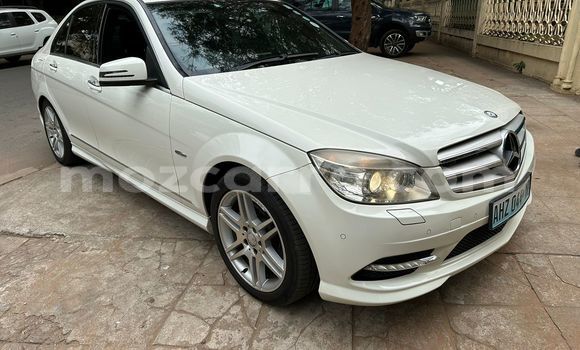 Tenga Tsaru Mercedes‒Benz C-Class Chena Mota in Maputo in Maputo Tenga Tsaru Mercedes‒Benz C-Class Chena Mota in Maputo in Maputo