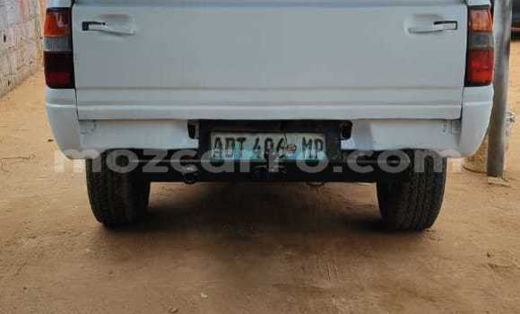 Nunua Ilio tumika Isuzu KB Nyeupe Gari ndani ya Maputo nchini Maputo Nunua Ilio tumika Isuzu KB Nyeupe Gari ndani ya Maputo nchini Maputo