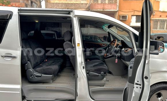 Nunua Ilio tumika Toyota Alphard Nyeupe Gari ndani ya Maputo nchini Maputo Nunua Ilio tumika Toyota Alphard Nyeupe Gari ndani ya Maputo nchini Maputo