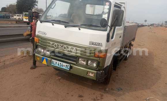 Buy Used Toyota Dyna White Car in Maputo in Maputo Buy Used Toyota Dyna White Car in Maputo in Maputo