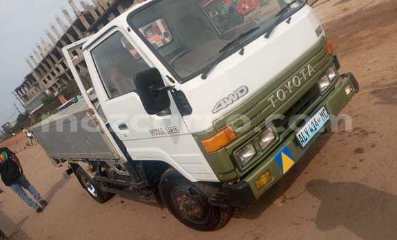 Buy Used Toyota Dyna White Car in Maputo in Maputo Buy Used Toyota Dyna White Car in Maputo in Maputo