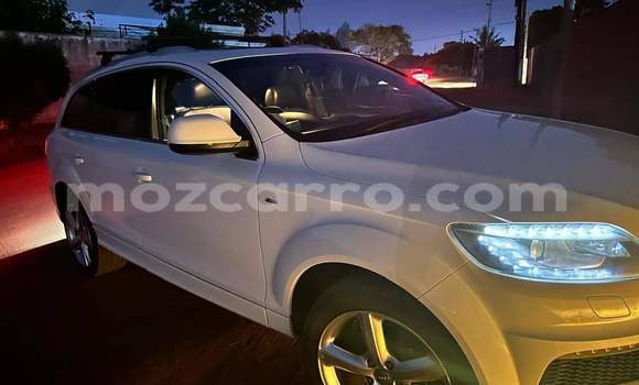 Tenga Tsaru Audi Q7 Chena Mota in Maputo in Maputo Tenga Tsaru Audi Q7 Chena Mota in Maputo in Maputo