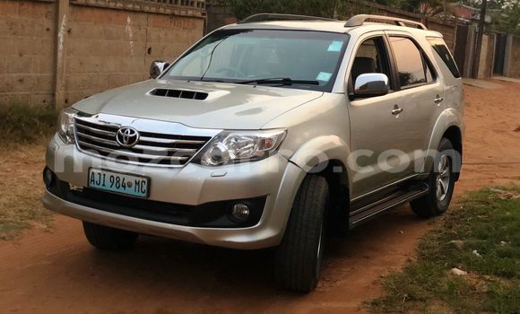 Tenga Tsaru Toyota Fortuner Zvimwe Mota in Maputo in Maputo
