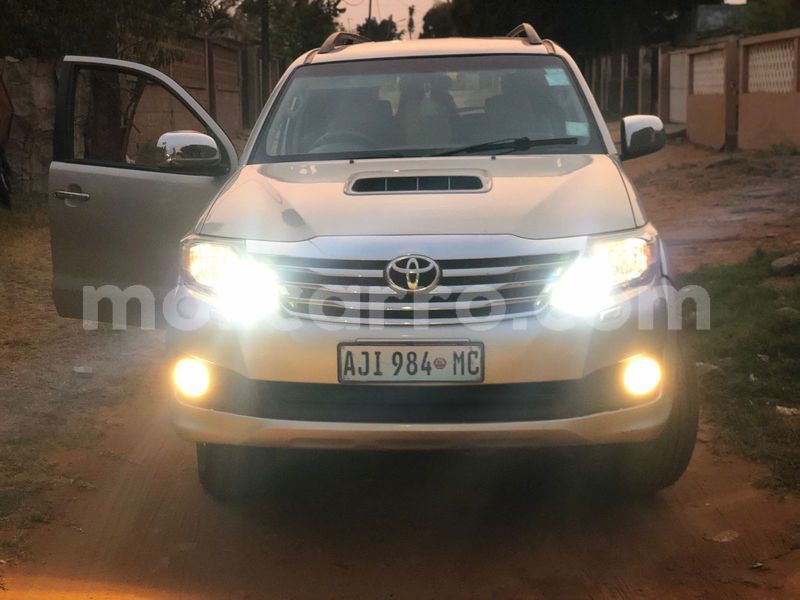 Big with watermark toyota fortuner maputo maputo 27007