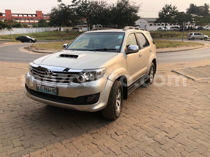 Big with watermark toyota fortuner maputo maputo 27007