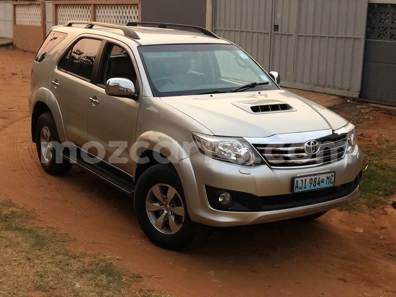 Big with watermark toyota fortuner maputo maputo 27007