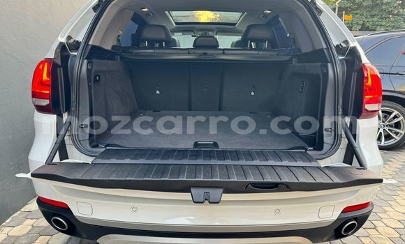 Buy Used BMW X5 White Car in Maputo in Maputo Buy Used BMW X5 White Car in Maputo in Maputo