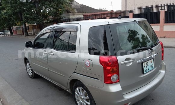 Comprar Usado Toyota Raum Prata Carro em Maputo em Maputo Comprar Usado Toyota Raum Prata Carro em Maputo em Maputo