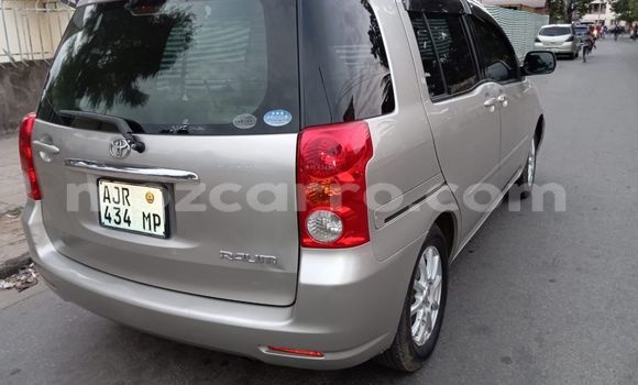Comprar Usado Toyota Raum Prata Carro em Maputo em Maputo Comprar Usado Toyota Raum Prata Carro em Maputo em Maputo