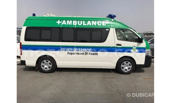 Tenga Imported Toyota Hiace Chena Mota in Import - Dubai in Cabo Delgado Tenga Imported Toyota Hiace Chena Mota in Import - Dubai in Cabo Delgado