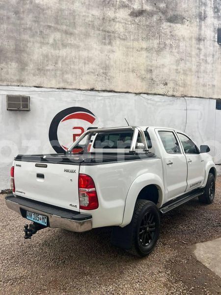 Big with watermark toyota hilux maputo maputo 27041