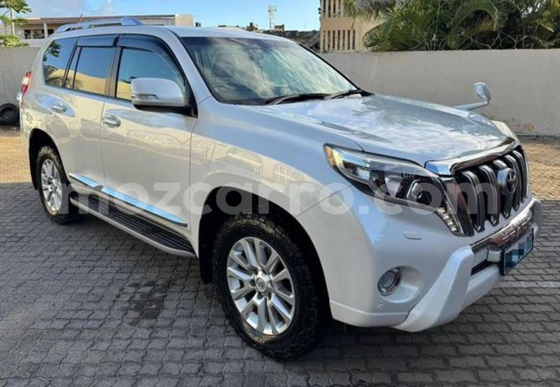 Big with watermark toyota land cruiser prado maputo maputo 27050