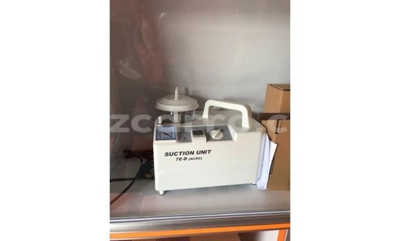 Tenga Imported Toyota Hiace Chena Mota in Import - Dubai in Cabo Delgado Tenga Imported Toyota Hiace Chena Mota in Import - Dubai in Cabo Delgado