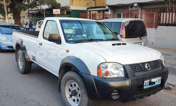 Nunua Ilio tumika Nissan Hardbody Nyeupe Gari ndani ya Maputo nchini Maputo Nunua Ilio tumika Nissan Hardbody Nyeupe Gari ndani ya Maputo nchini Maputo