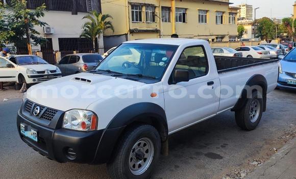 Nunua Ilio tumika Nissan Hardbody Nyeupe Gari ndani ya Maputo nchini Maputo Nunua Ilio tumika Nissan Hardbody Nyeupe Gari ndani ya Maputo nchini Maputo