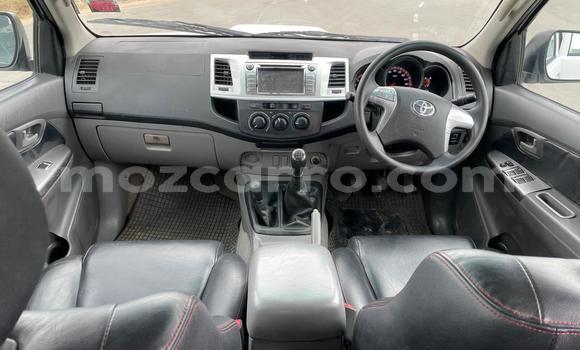Comprar Usado Toyota Hilux Branco Carro em Maputo em Maputo Comprar Usado Toyota Hilux Branco Carro em Maputo em Maputo